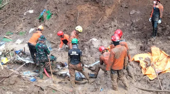 ইন্দোনেশিয়ায় খনিতে ভূমিধসে নিহত ১১, নিখোঁজ অন্তত ৪৫